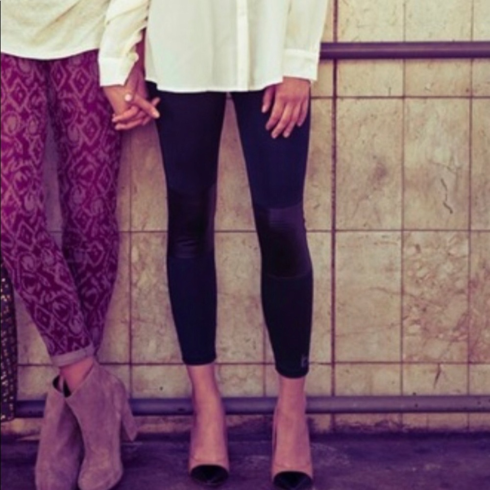Body rock by Kelly Dooley leggings